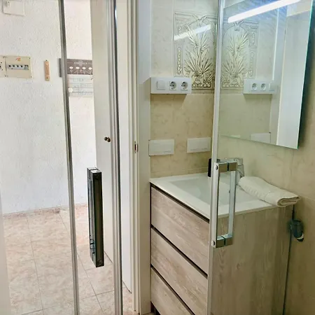 شقة Al Centre Ideal Parelles A بلاتجا ذارو