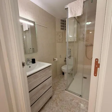 Apartment Al Centre Ideal Parelles A *