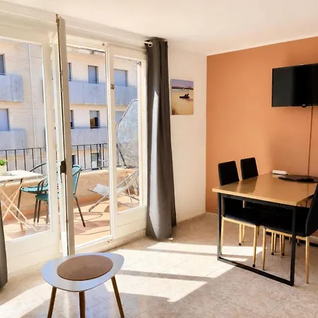 Apartment Al Centre Ideal Parelles A *