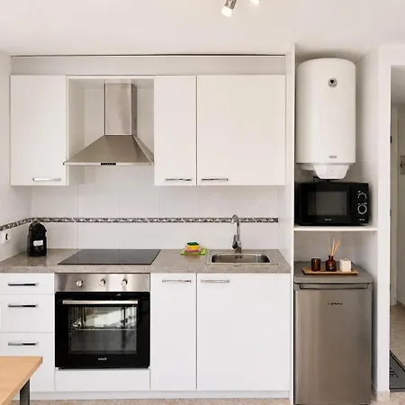 Al Centre Ideal Parelles A Apartment